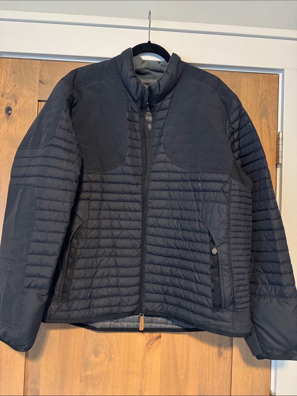 Eddie Bauer Puffer Jacket Men’s XL black Goose down Winter Warm outdoors Snow